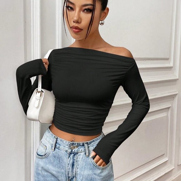 Black Casual Women's Asymmetrical Collar Pleated Long Sleeve T-Shirt - Picture 3 of 5